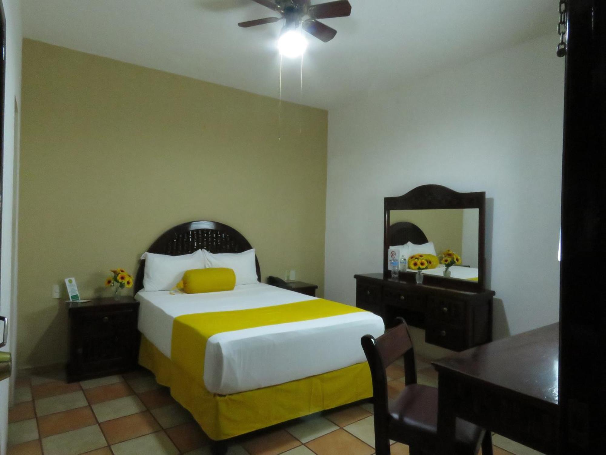 Hotel Los Girasoles テピク エクステリア 写真
